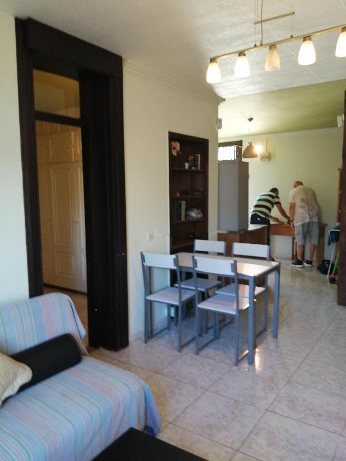 Primavera Appartement Tot 7 Personen Ideaal Voor Backpackers 아로나 외부 사진