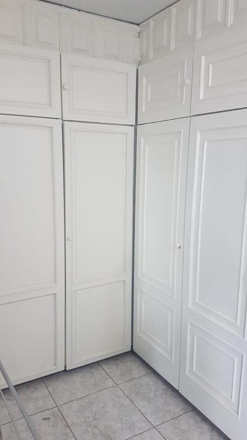 Primavera Appartement Tot 7 Personen Ideaal Voor Backpackers 아로나 외부 사진